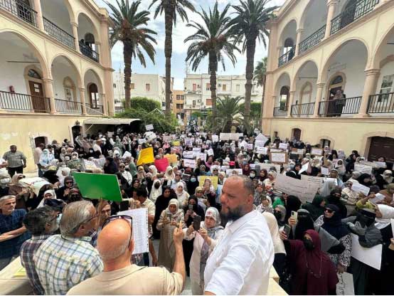 احتجاجات الأجور تتسع في ليبيا وسط ارتفاع الأسعار
